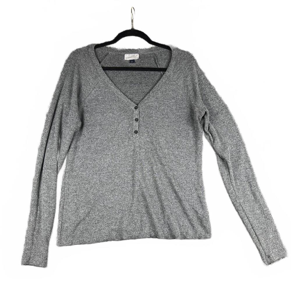 Universal Threads Large‎ Three Button Vneck Gray Cable Knit W